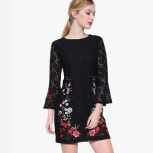 Desigual Vermond Lace Bell Sleeve dress. NWT